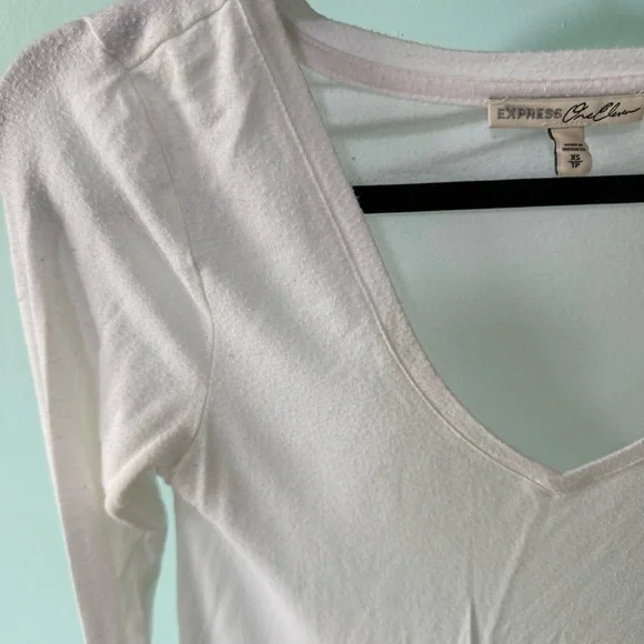 Express One Eleven Women's White Long Sleeve Layering Top Size Extra Small - Picture 2 of 5